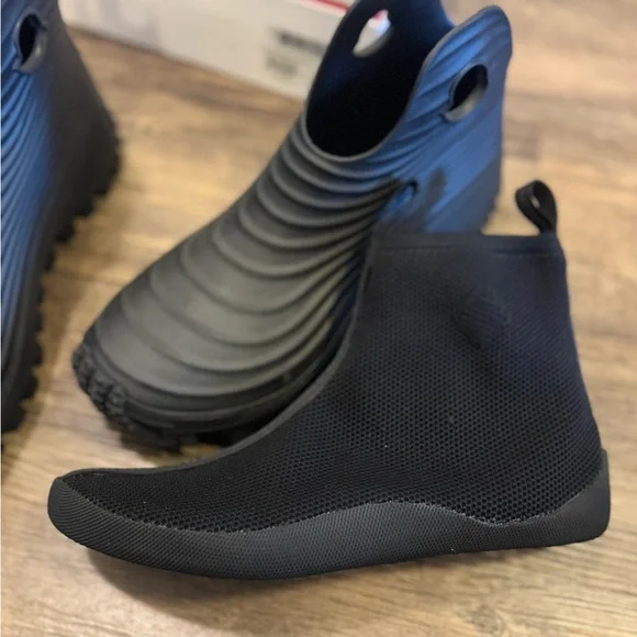 Moncler Aqua High Boots size 43 - Picture 3 of 9